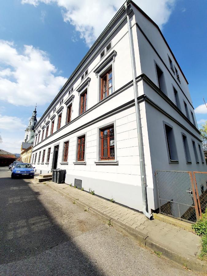 Apartman Spalovka Nový Bor Exterior foto